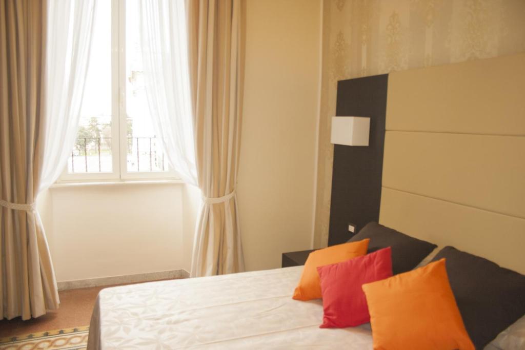Laterani Suite Roma Habitación foto